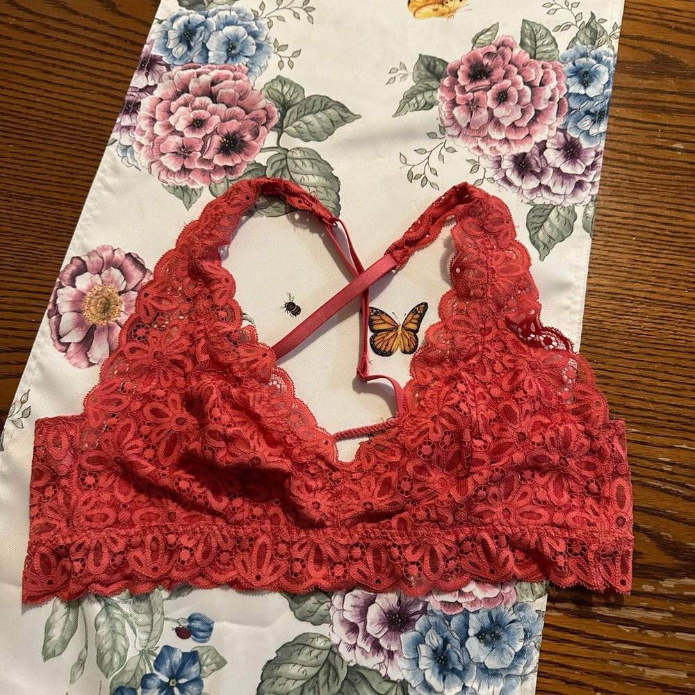 Victoria’s Secret bralette